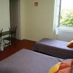 Du Chateau 2*
