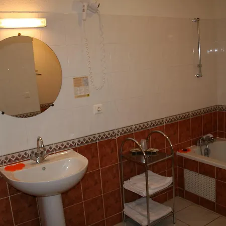 Hotel Du Château Margon (Herault)
