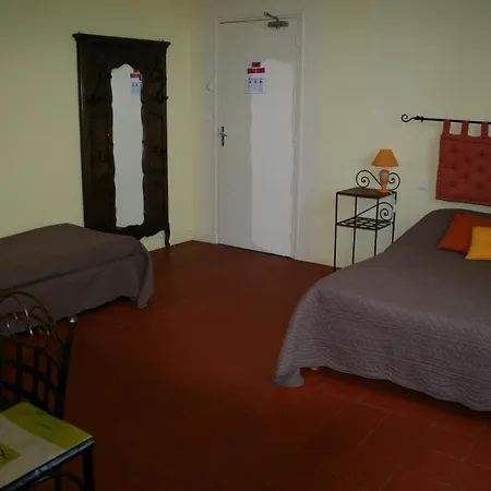 Du Château 2* Margon (Herault)